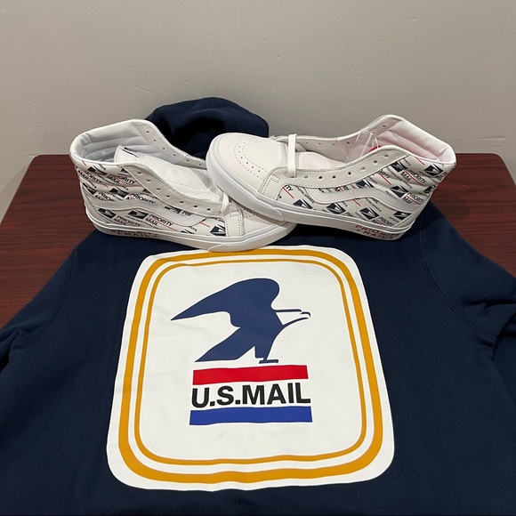 Vans x USPS Postal Service, SK8 Hi, VNOA2XSBQLZ, Various Sizes - Picture 16 of 16